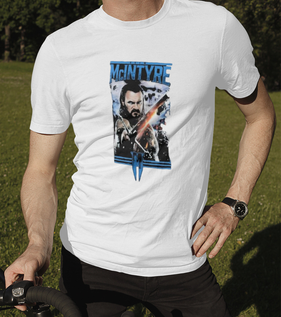 Drew McIntyre Clash Warrior With Sword And Determined Gaze T-Shirt
