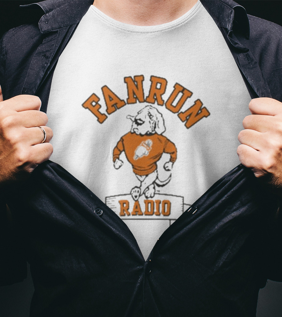 Fanrun Radio Smokey Cream Mascot T-Shirt