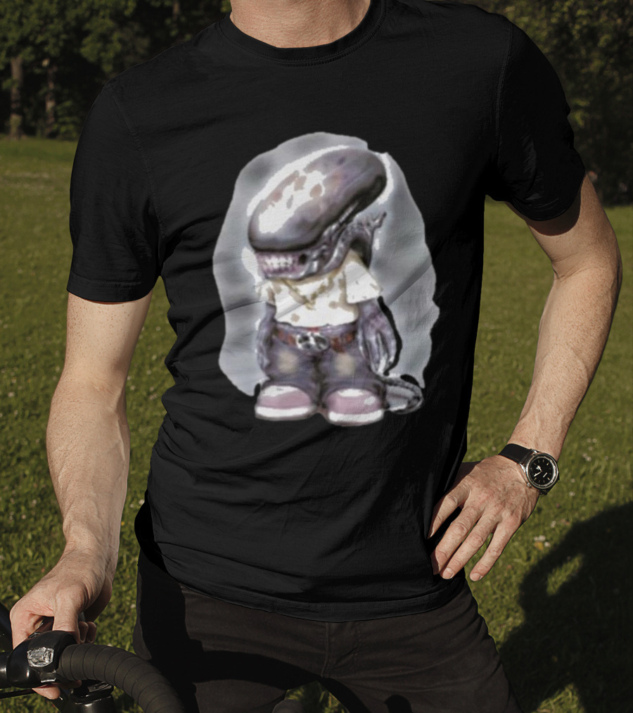 Pedro Xenomorph Alien Style Casual Outfit Character T-Shirt
