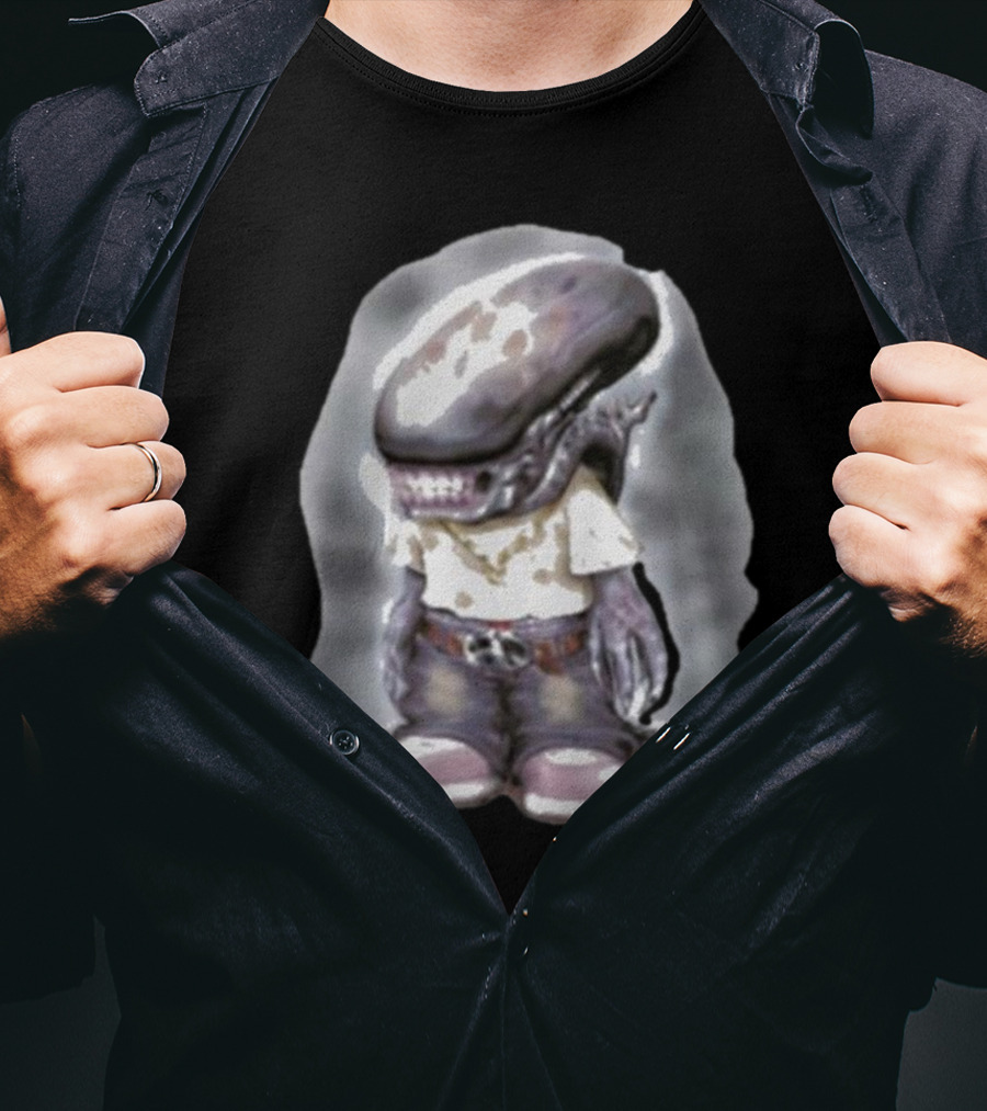 Pedro Xenomorph Alien Style Casual Outfit Character T-Shirt