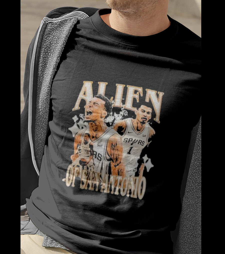 Alien Of San Antonio Spurs Basketball Star T-Shirt