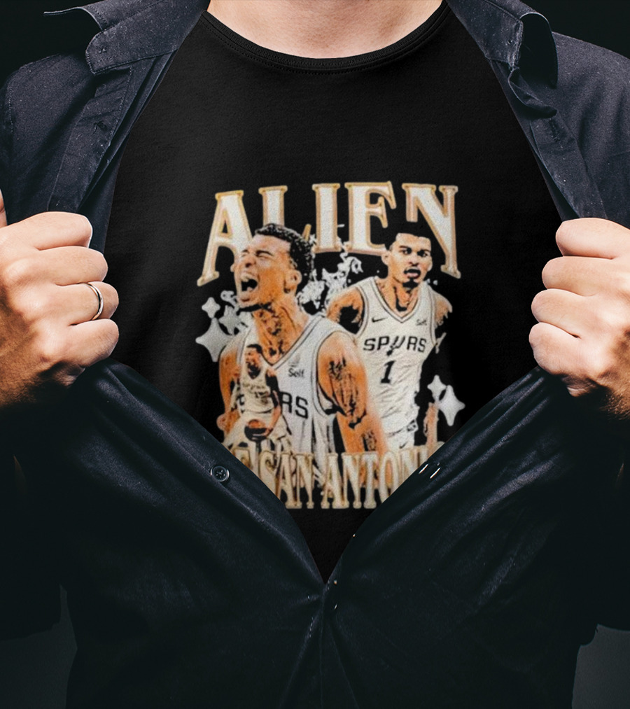 Alien Of San Antonio Spurs Basketball Star T-Shirt