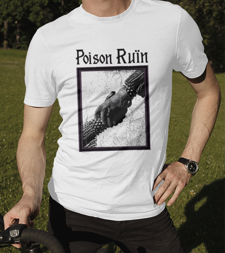 Poison Ruïn Medieval Chainmail Handshake Confrere T-Shirt