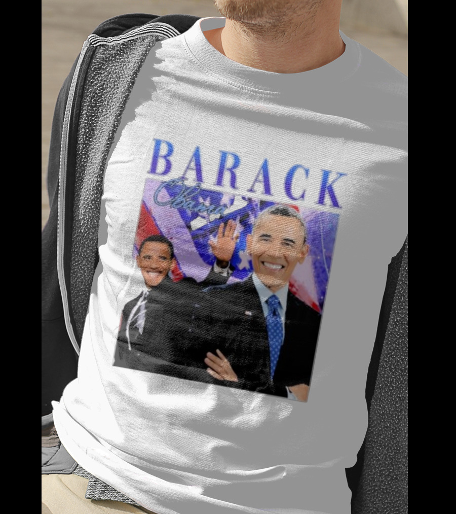 BARACK Obama Smiling Pose With Patriotic Background T-Shirt