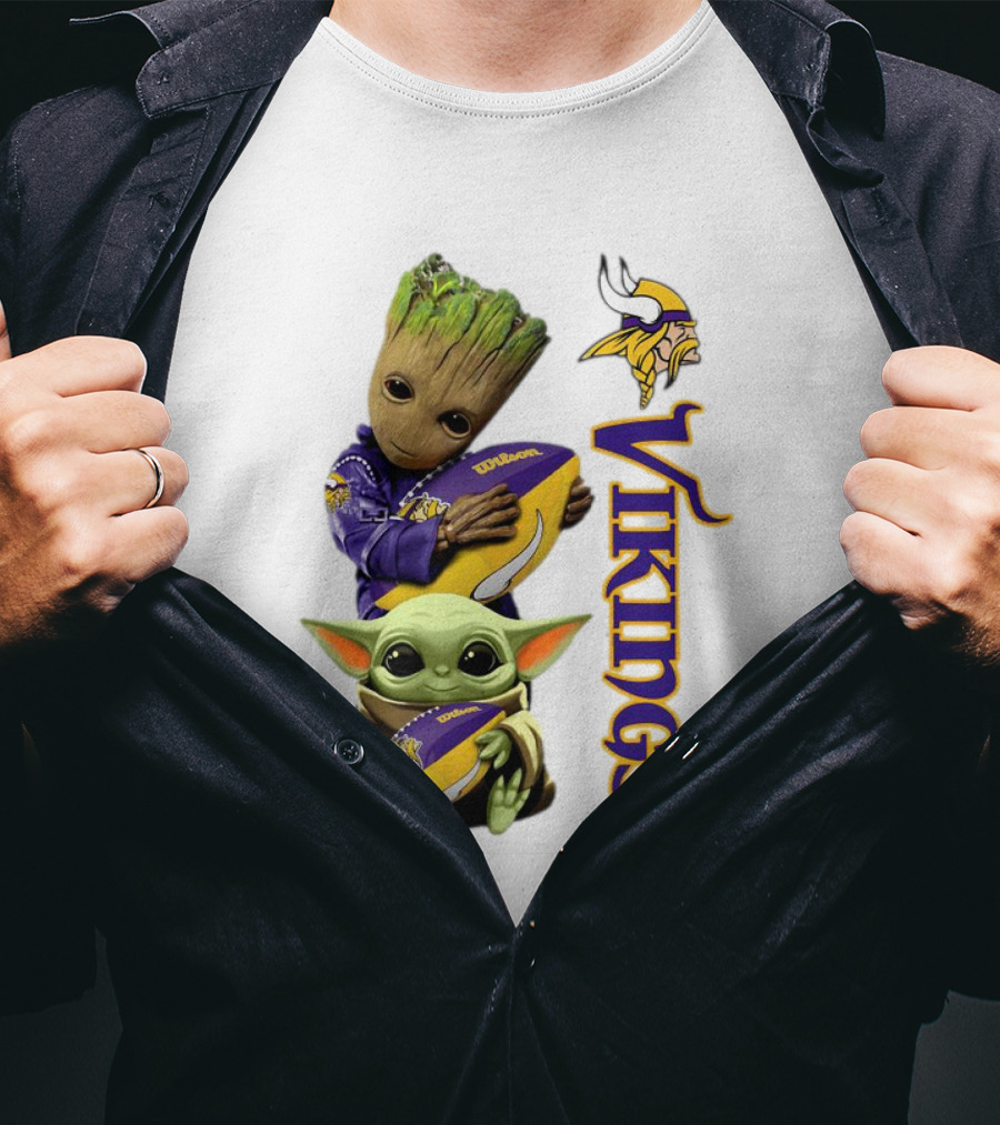 Baby Groot And Yoda Hugging Minnesota Vikings Football T-Shirt
