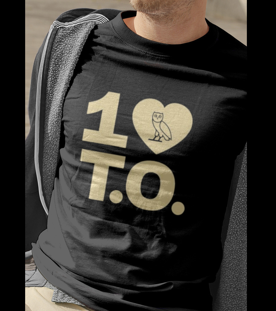 1 Love T.O. OVO Owl Logo Classic T-Shirt