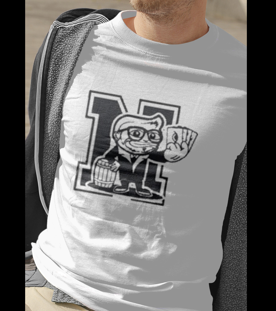Yasin Dincer Chroma Nisqy Retro Cartoon Character Holding Cards T-Shirt