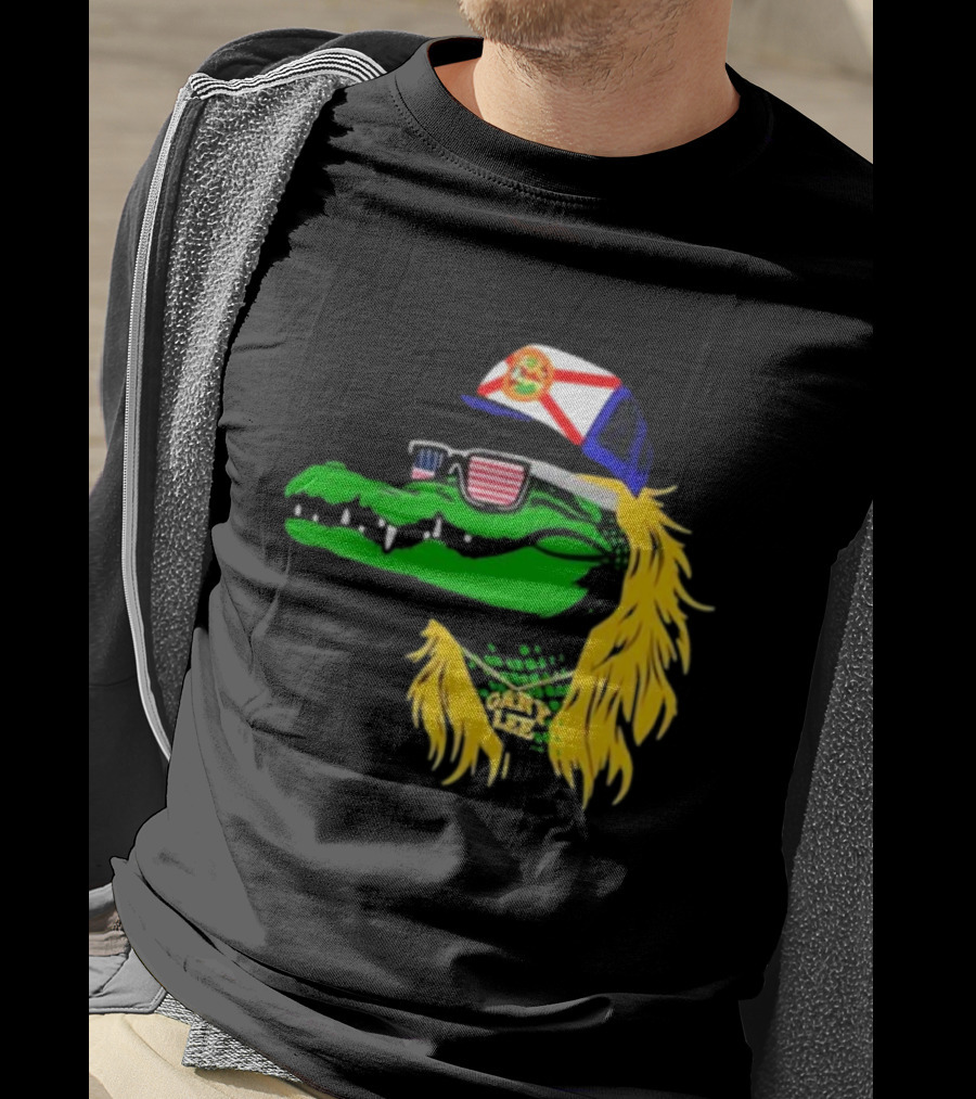 Conservativeant Wearing Gary Lee Gator With Trucker Hat And Sunglasses T-Shirt