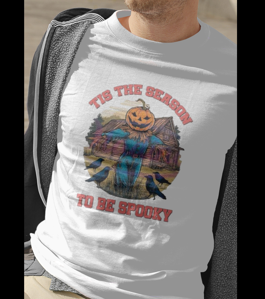 Tis The Season To Be Spooky Pumpkin Head Scarecrow With Crows In Front Of Haunted House T-Shirt