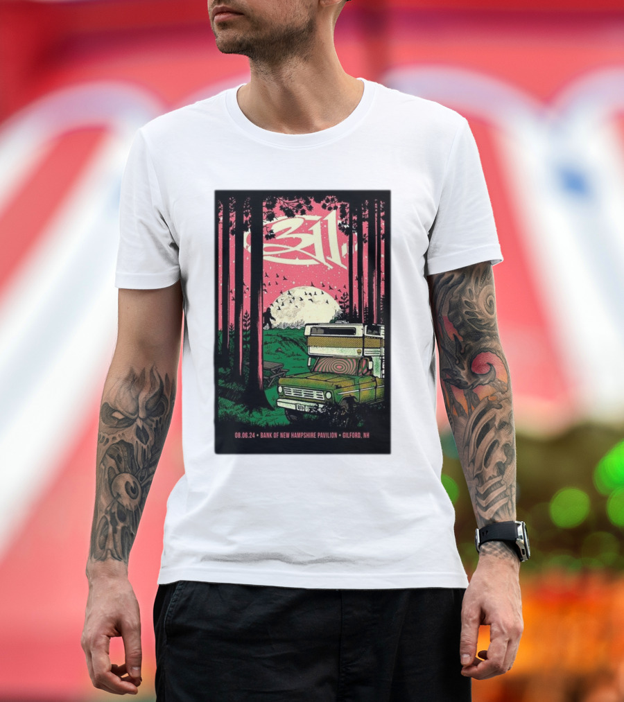 311 Band Bank of New Hampshire Pavilion Gilford NH August 06 2024 Vintage Camper Scene T-Shirt