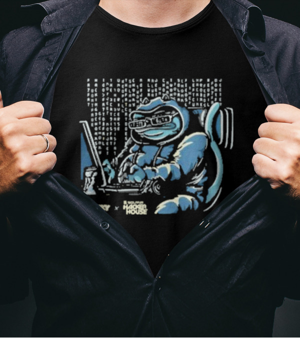 Chonky X Solana Hacker House Matrix Code Cyber Cat T-Shirt