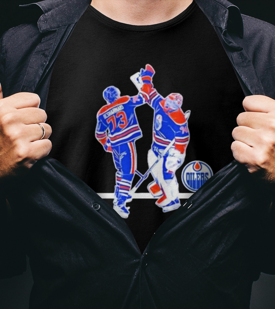 Edmonton Oilers Vinny Skinny Winny High-Five T-Shirt