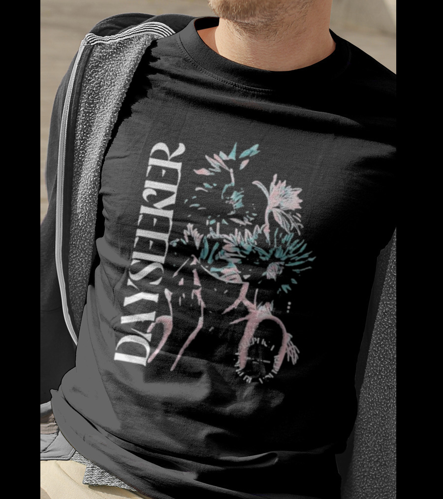 Dayseeker Floral Replica Head Vase T-Shirt