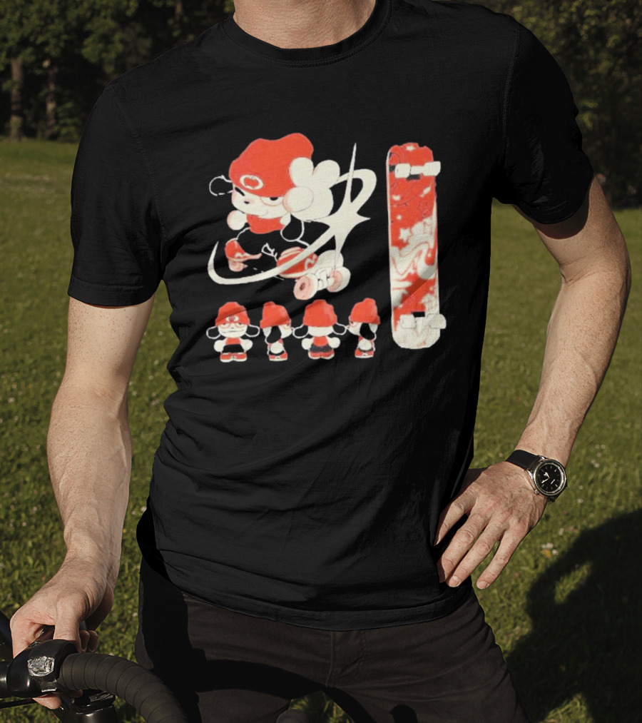 Hip Hop Dog Bryson McBee Roller Skating Skateboard Red Hat T-Shirt