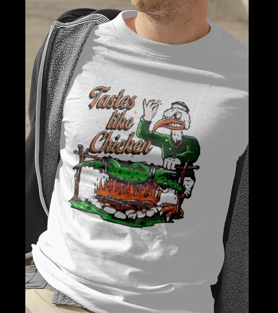 Miami Hurricanes Rivalry Gator Roast Tastes Like Chicken T-Shirt