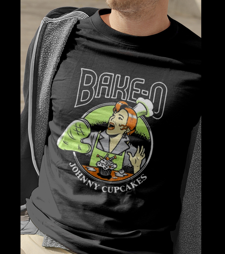 BAKE-O Johnny Cupcakes Retro Chef Cupcake Explosion T-Shirt