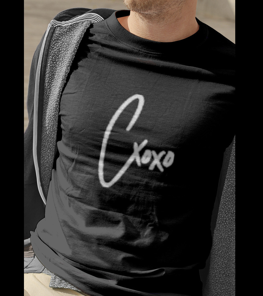 N Xoxo Nm3lo Camila Xoxo C Xoxo T-Shirt
