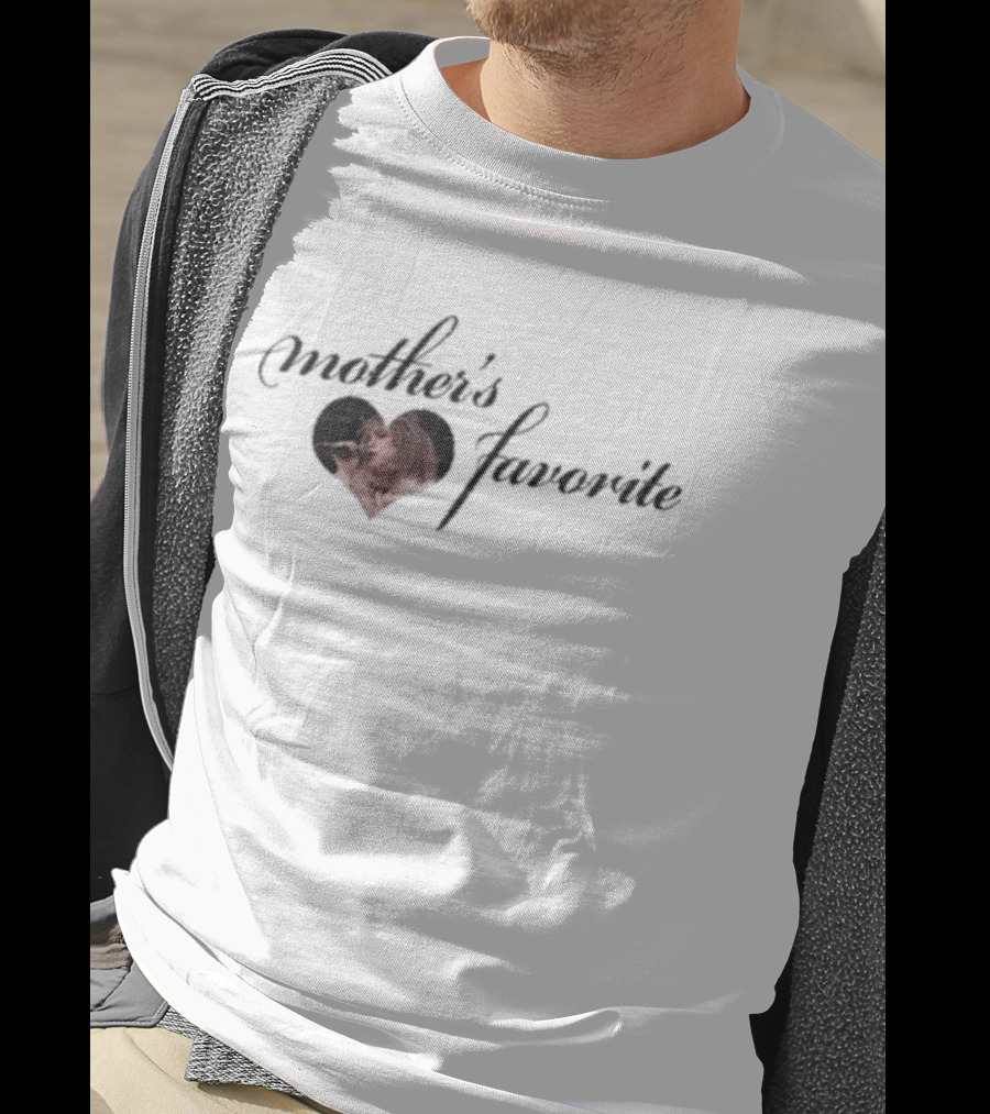 Mother’s Favorite Heart Design Suki Waterhouse T-Shirt