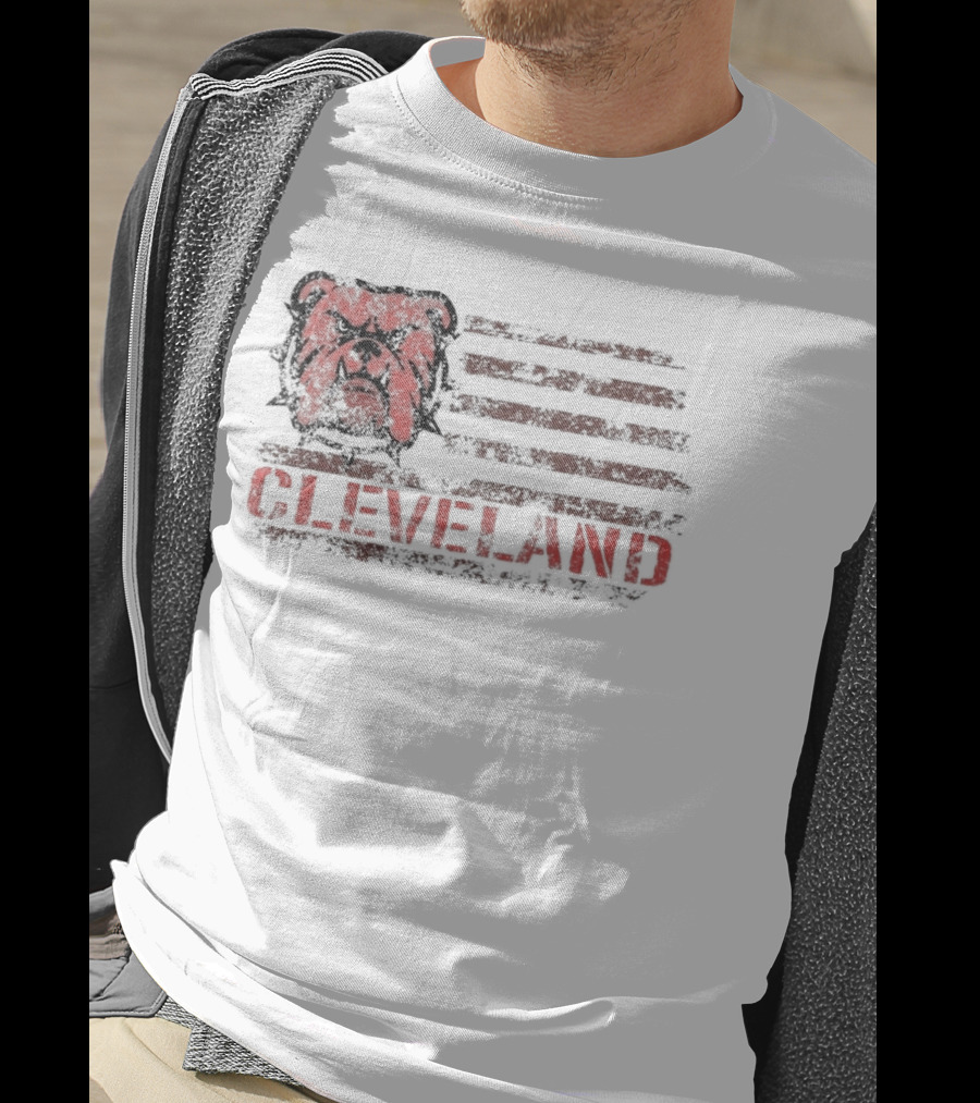 Cleveland Ohio Retro Vintage Classic Patriotic Bulldog Flag T-Shirt