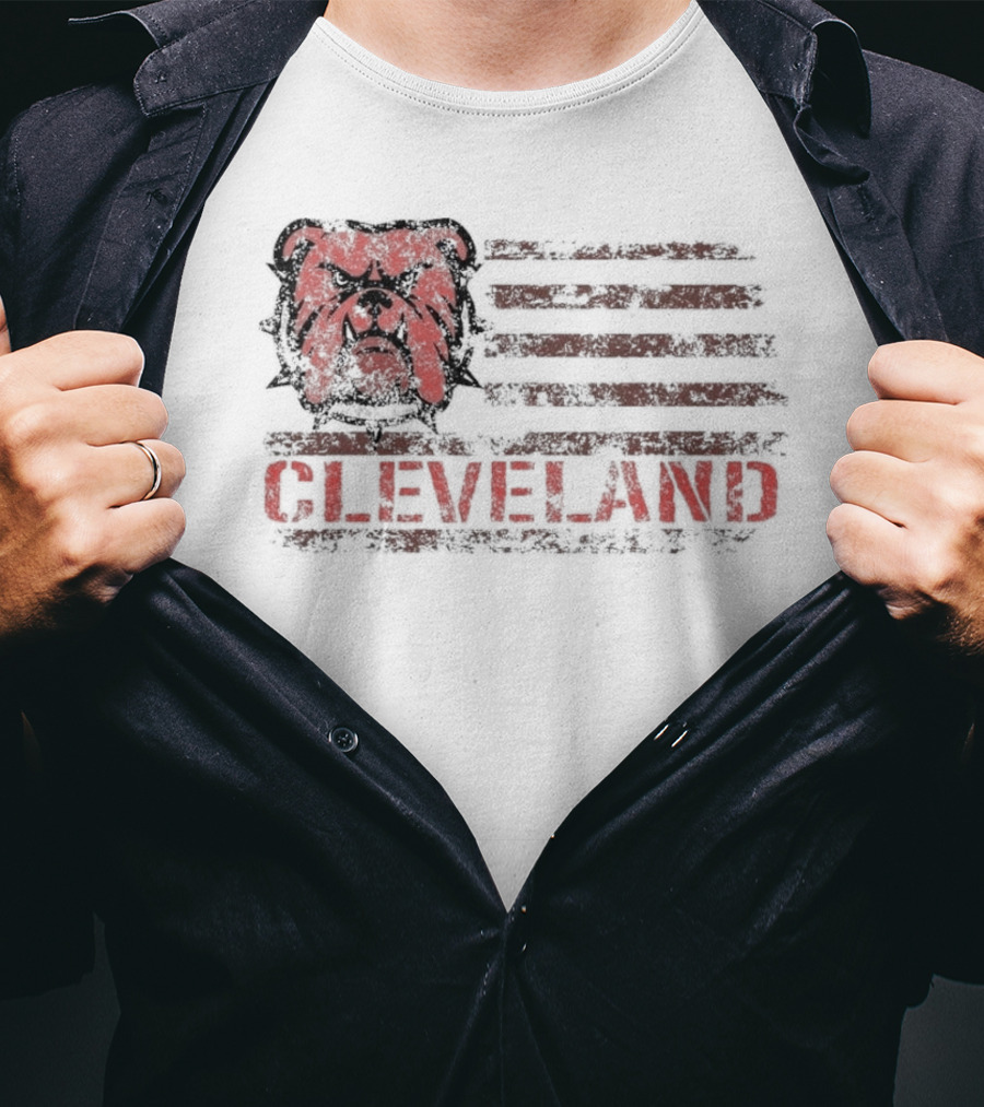 Cleveland Ohio Retro Vintage Classic Patriotic Bulldog Flag T-Shirt