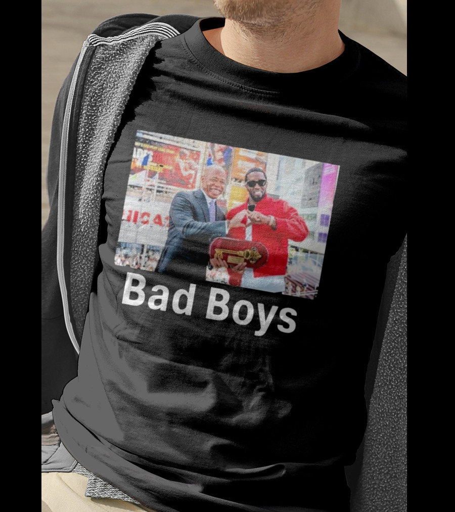 Bad Boys P Diddy And Eric Adams Key Exchange At Times Square Event T-Shirt