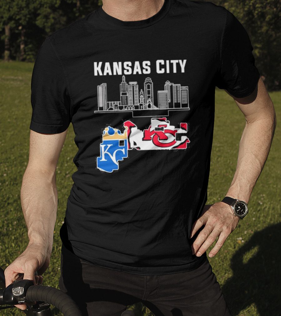 Kansas City Skyline KC Chiefs Royals Map T-Shirt