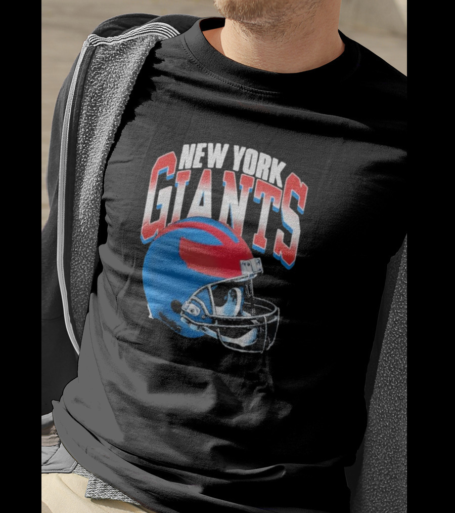 New York Giants NFL Helmet Gradient T-Shirt