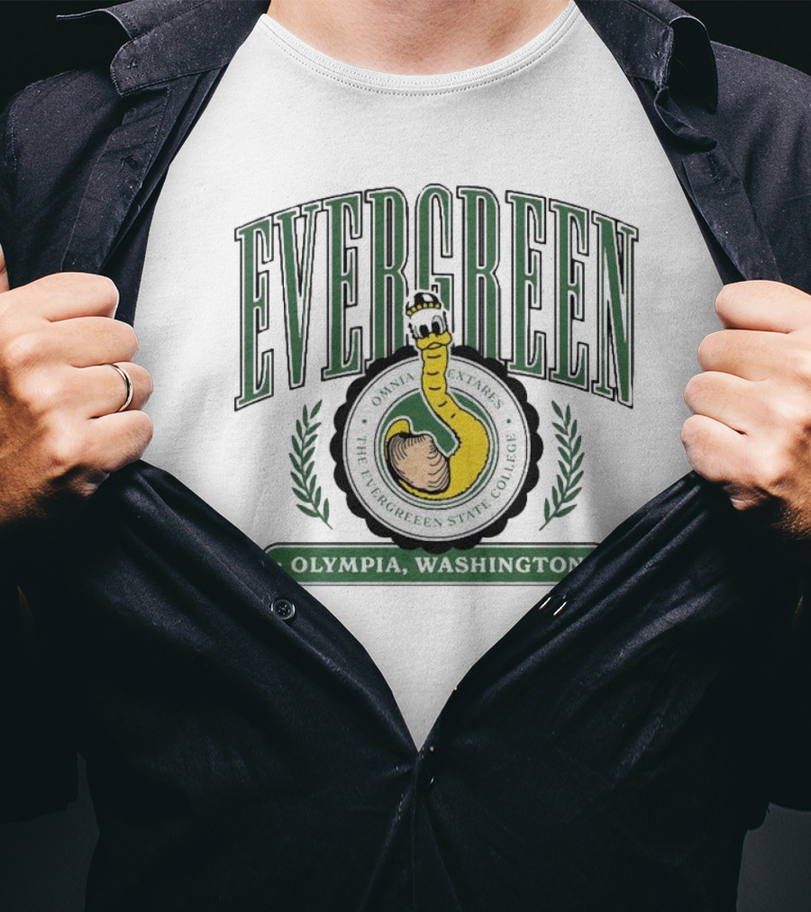 Evergreen State Geoducks Crest Olympia Washington Omnia Extares The Evergreen State College T-Shirt