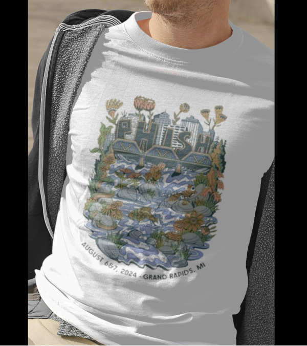 Phish Live In Grand Rapids MI August 6-7 2024 River-Bridge Scene T-Shirt