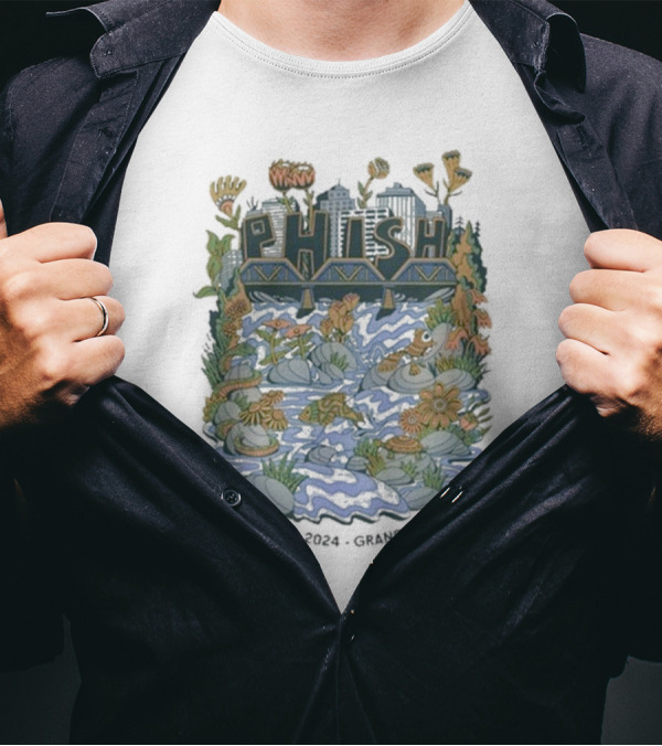 Phish Live In Grand Rapids MI August 6-7 2024 River-Bridge Scene T-Shirt