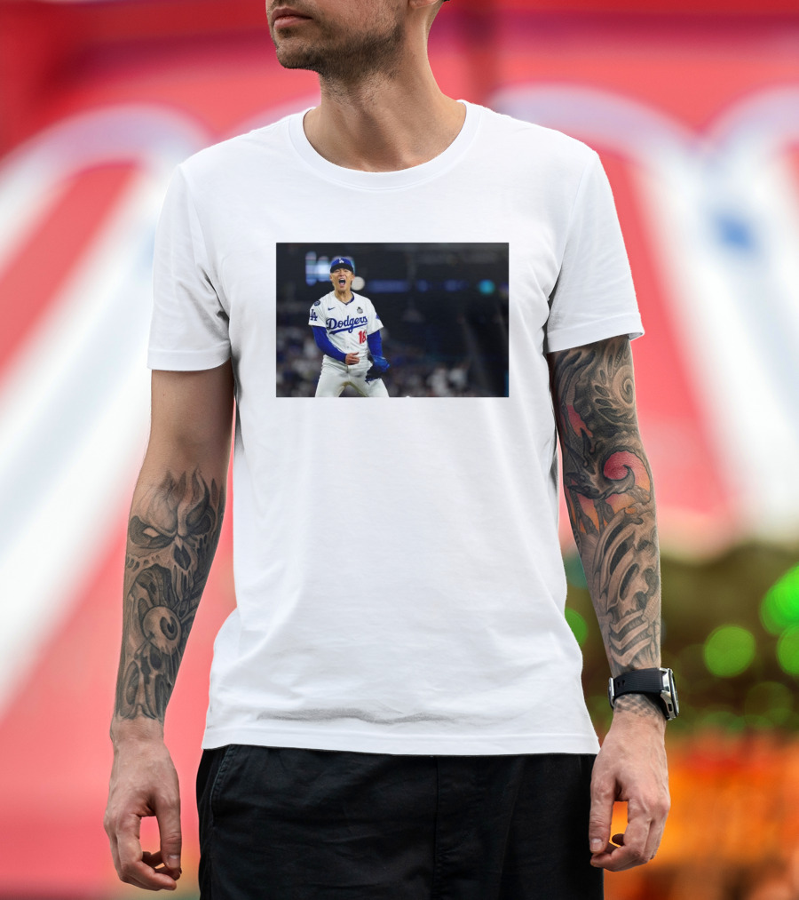 Los Angeles Dodgers Yoshinobu Yamamoto Dialed In World Series Excitement T-Shirt