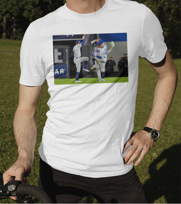 Chris Taylor Mookie Betts Enrique Hernandez Los Angeles Dodgers Victory Celebration One More Win T-Shirt