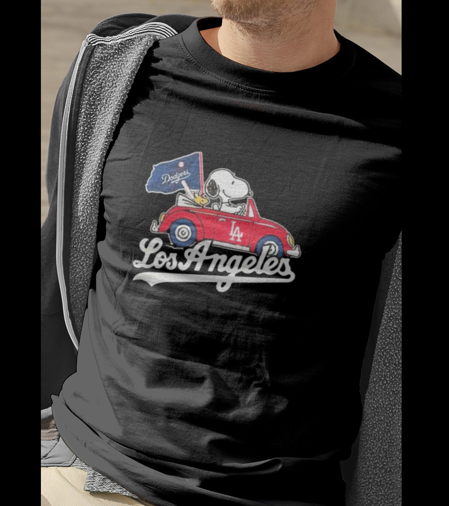 Snoopy Woodstock Driving Car Los Angeles Dodgers Flag T-Shirt