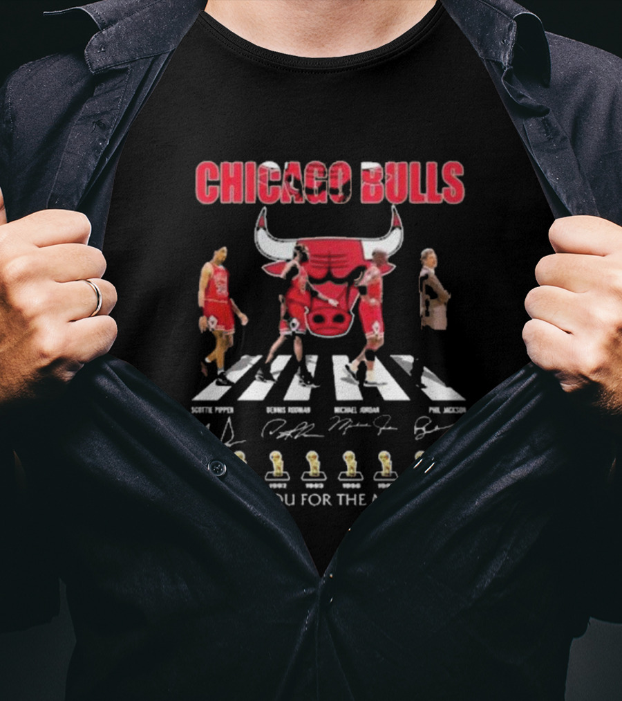 Chicago Bulls Legends Forever Pippen Rodman Jordan Jackson Thank You For The Memories 1991 1992 1993 1996 1997 1998 T-Shirt