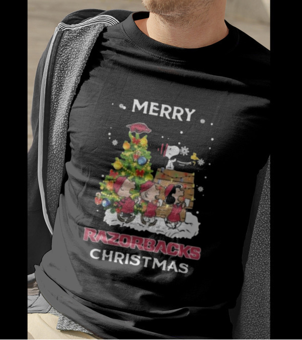 Merry Razorbacks Christmas Arkansas Snoopy And Friends T-Shirt