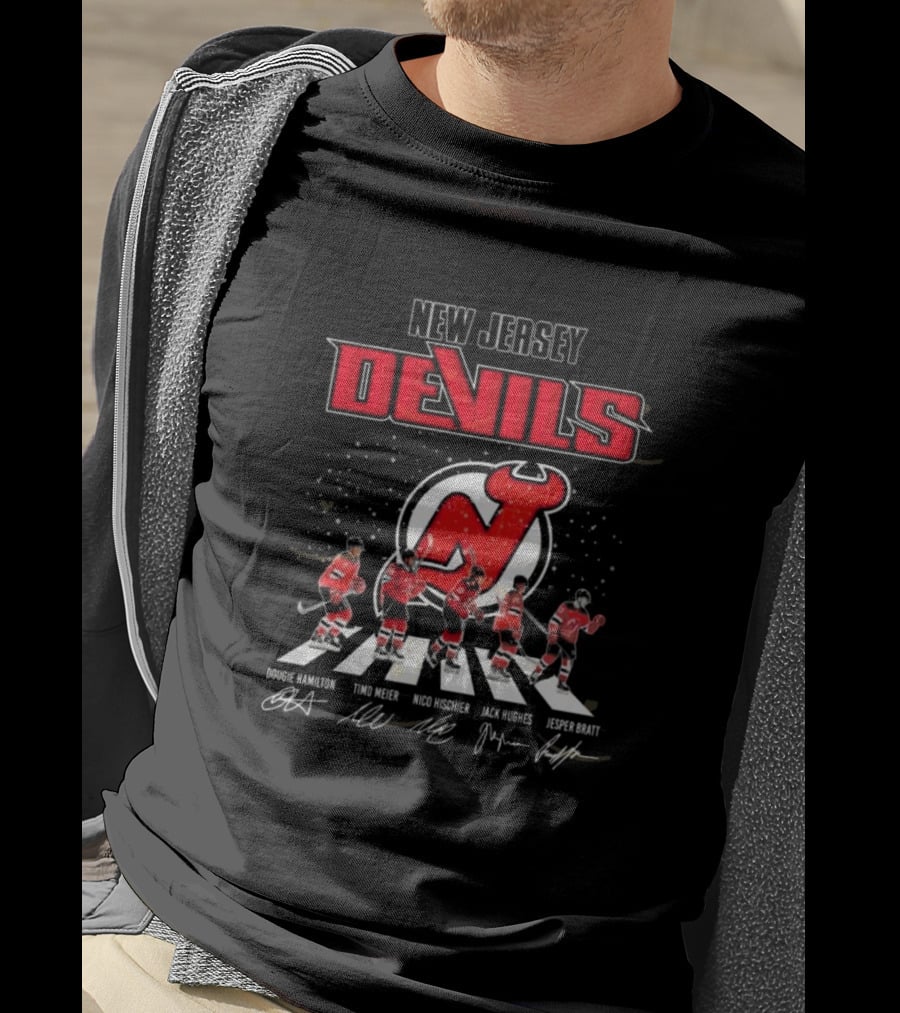 New Jersey Devils Dougie Hamilton Timo Meier Nico Hischier Jack Hughes Jesper Bratt Walking Signatures T-Shirt