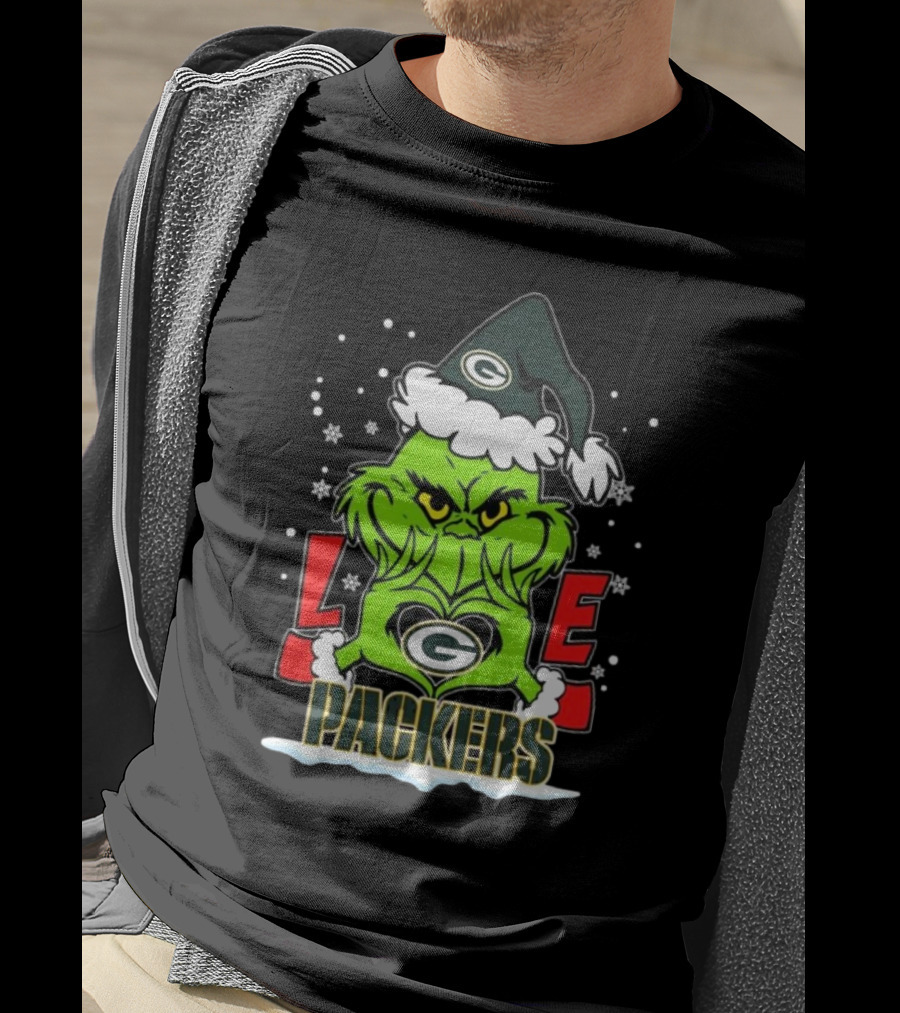 The Grinch Love Green Bay Packers Christmas Snowflakes T-Shirt