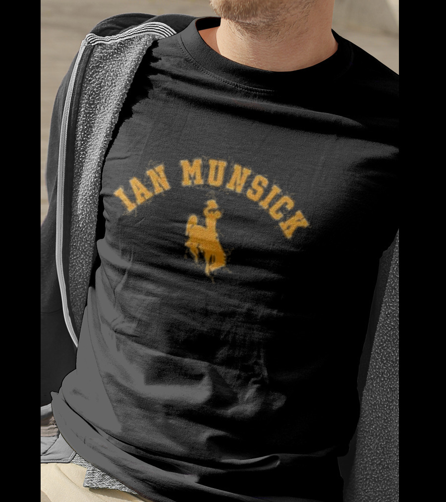 Ian Munsick Western Cowboy Rodeo Rider T-Shirt