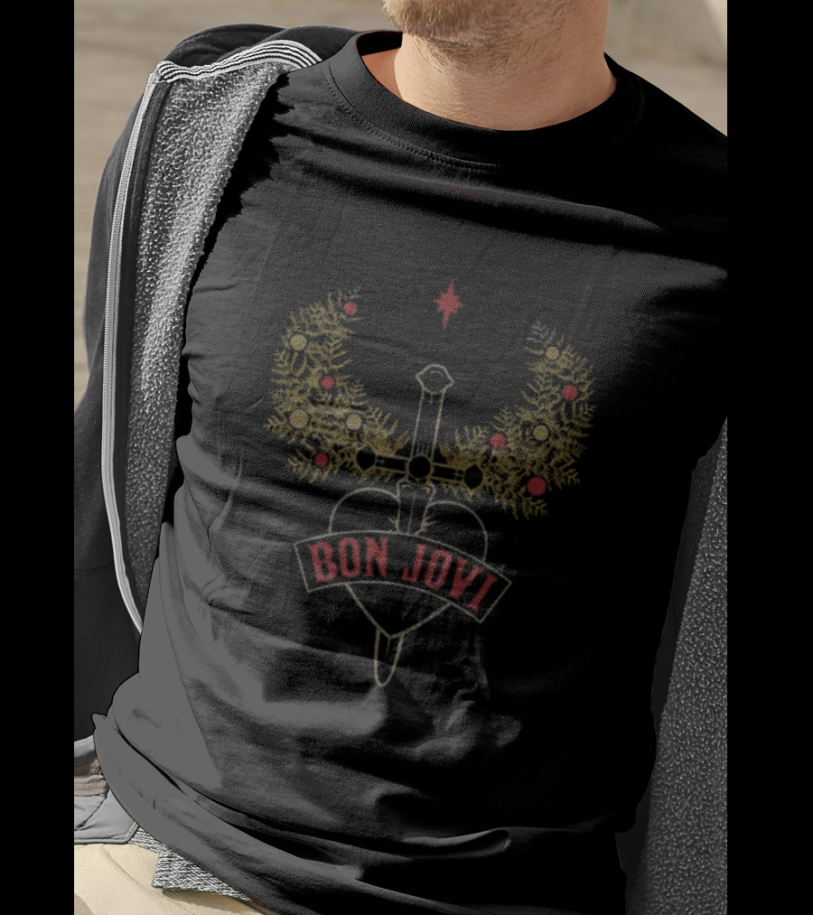 Bon Jovi Heart And Dagger Holiday Wreath With Red Star And Foliage T-Shirt