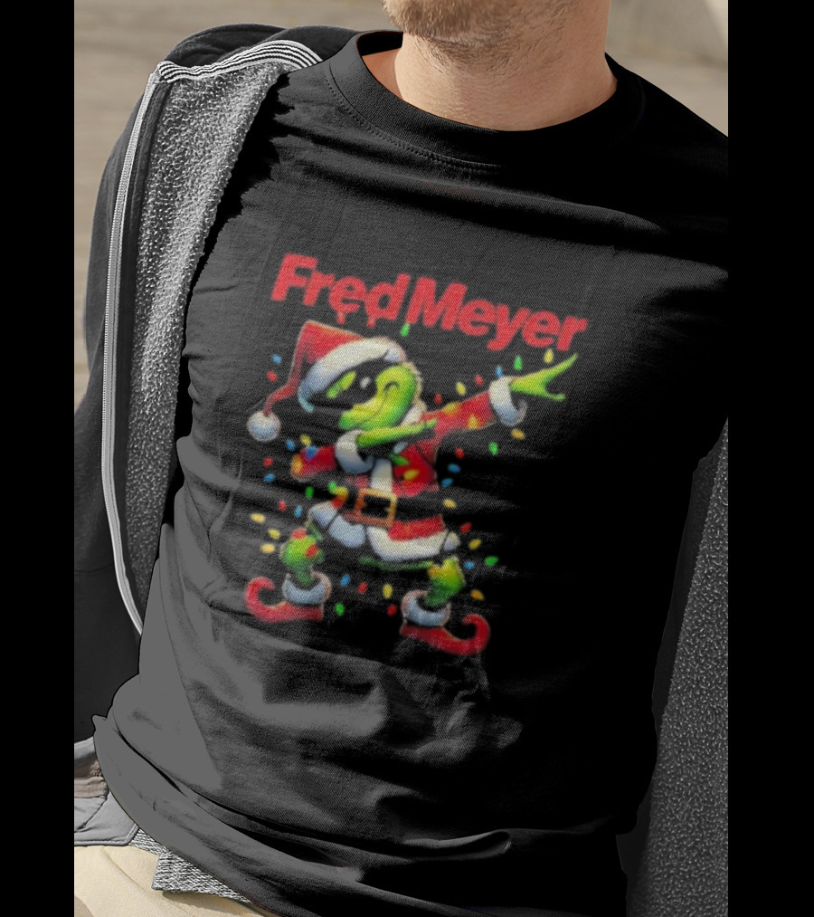 Fred Meyer Santa Grinch Dabbing Merry Christmas T-Shirt