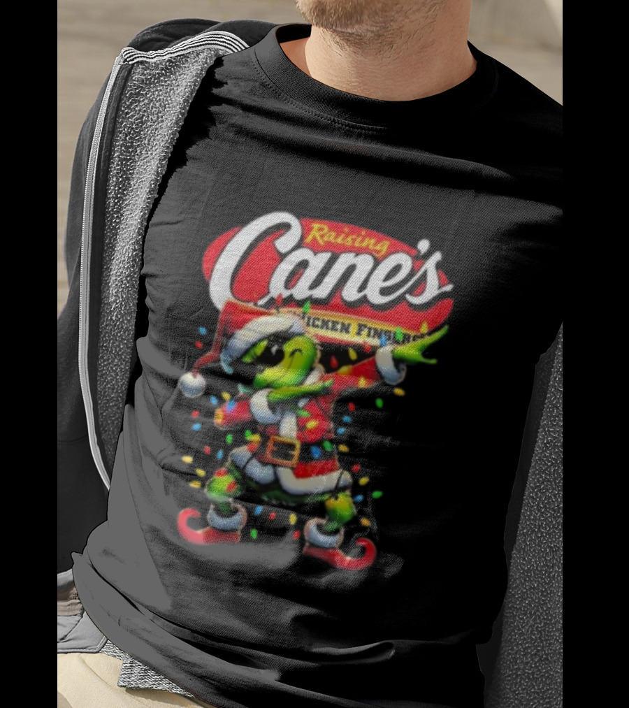 Grinch Santa Dabbing Raising Cane’s Chicken Fingers Christmas T-Shirt