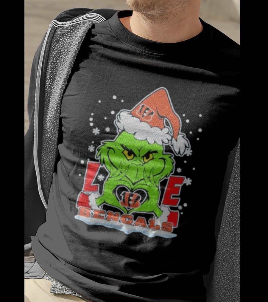 Grinch Love Cincinnati Bengals Christmas Football T-Shirt