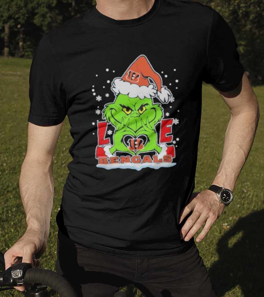 Grinch Love Cincinnati Bengals Christmas Football T-Shirt