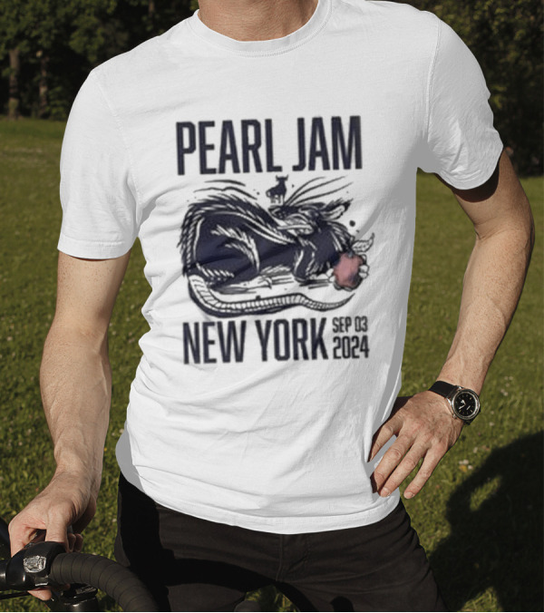 Pearl Jam New York Sep 03 2024 Rat Artwork Madison Square Garden Event Merch T-Shirt