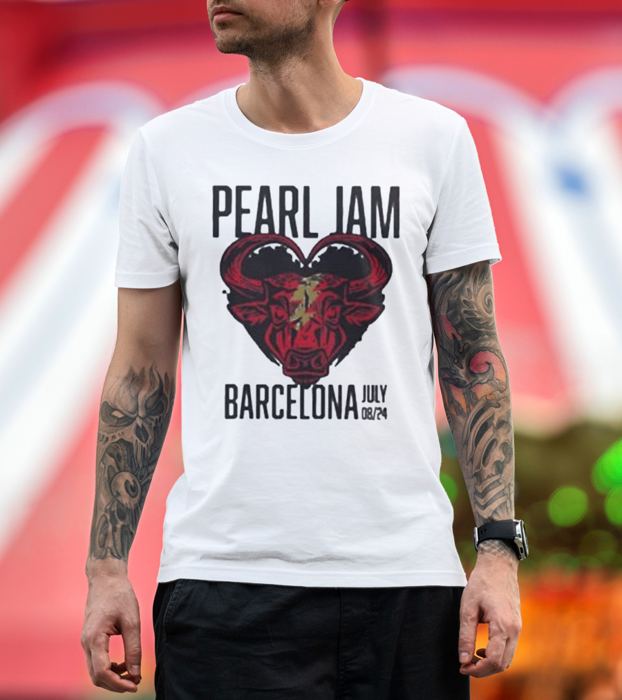 Pearl Jam Barcelona July 08/24 Bull Artwork Concert Event T-Shirt