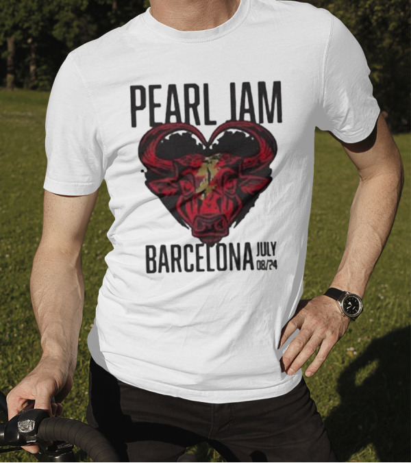 Pearl Jam Barcelona July 08/24 Bull Artwork Concert Event T-Shirt
