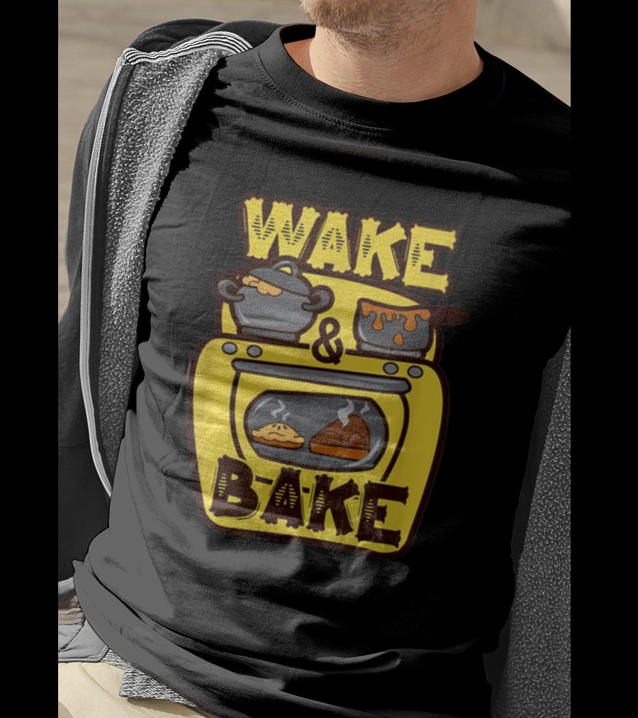 Wake Bake Thanksgiving Turkey Feast Meal Dinner Chef Funny Cooking T-Shirt