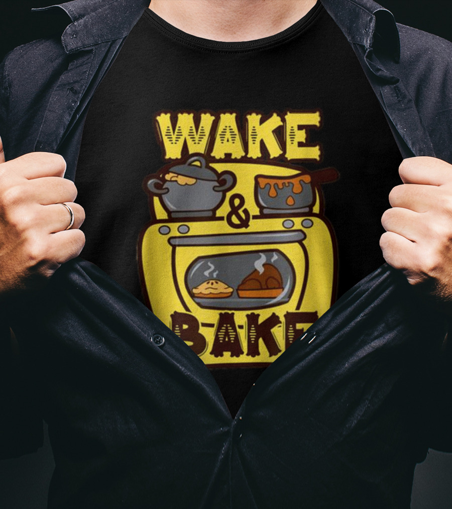 Wake Bake Thanksgiving Turkey Feast Meal Dinner Chef Funny Cooking T-Shirt