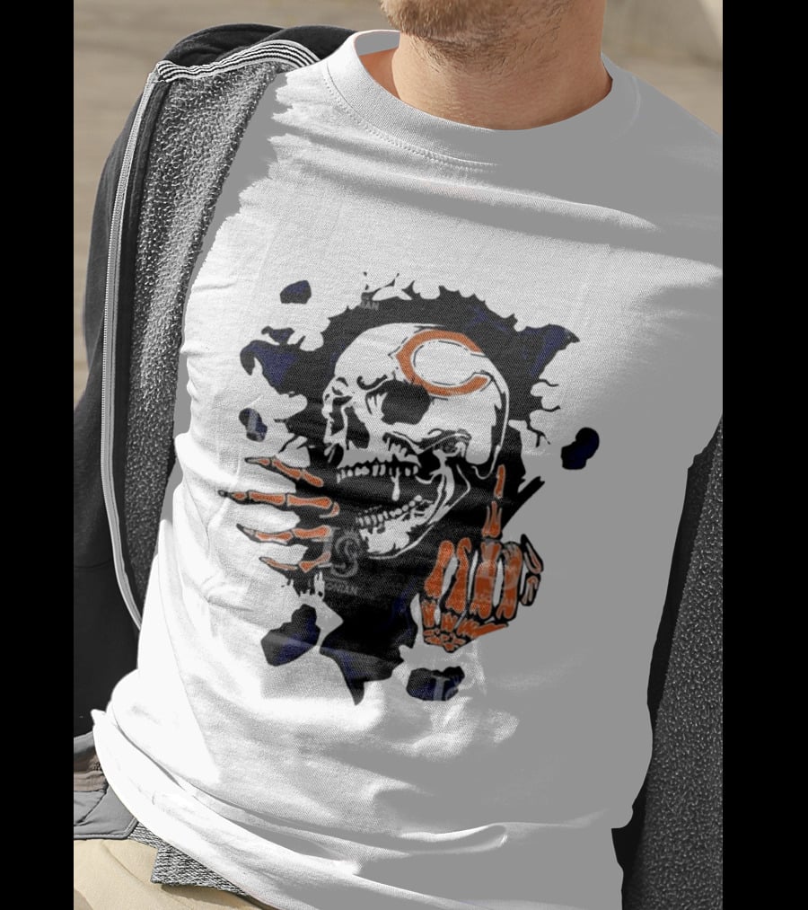 Chicago Bears Skull Middle Finger Logo T-Shirt