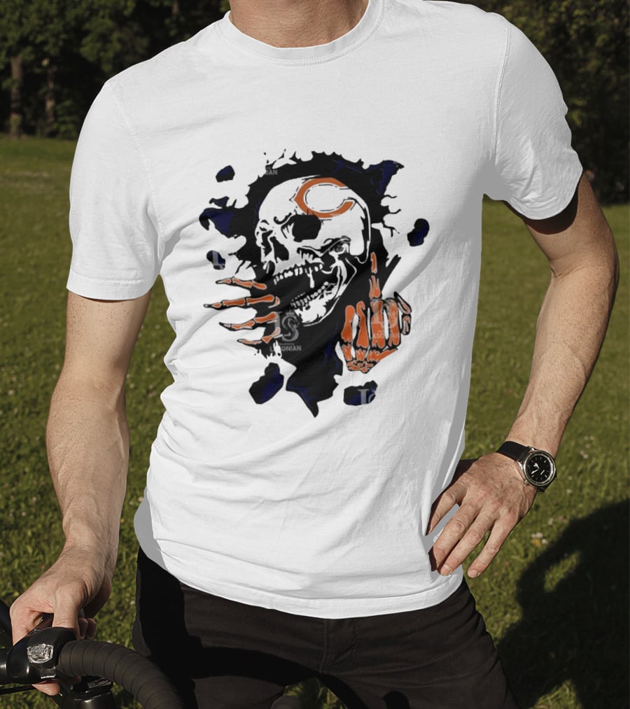 Chicago Bears Skull Middle Finger Logo T-Shirt